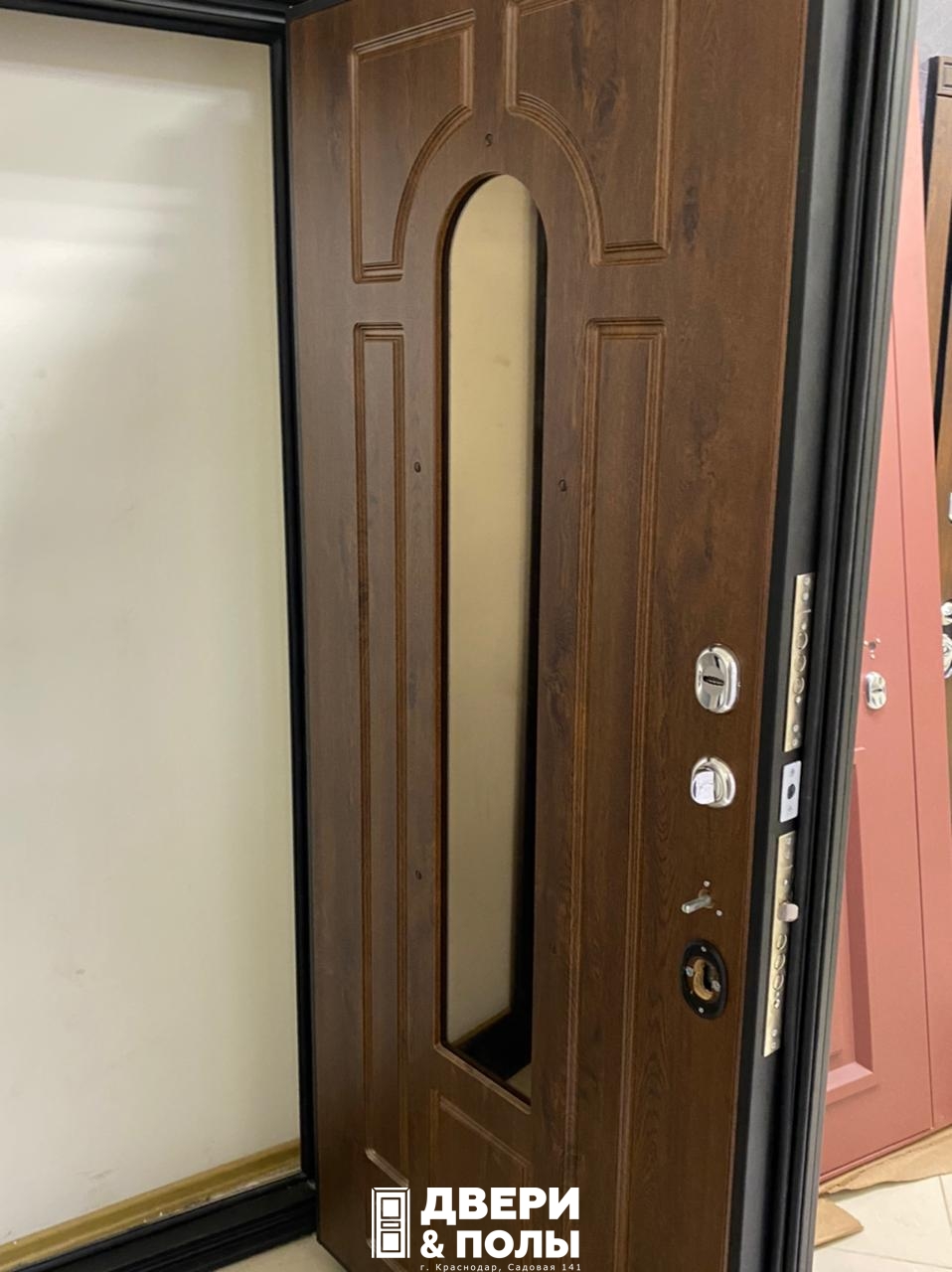 dveri venera s kovkoi krasnodar 1
